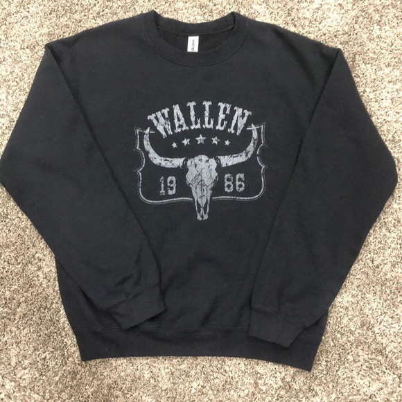 Gildan Sweaters - Morgan Wallen Gildan Women’s Black Crew Neck Sweatshirt Size M